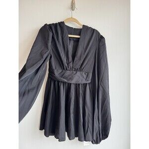 Commence-NWT-V-neck Mini Dress Size Small in Plastic